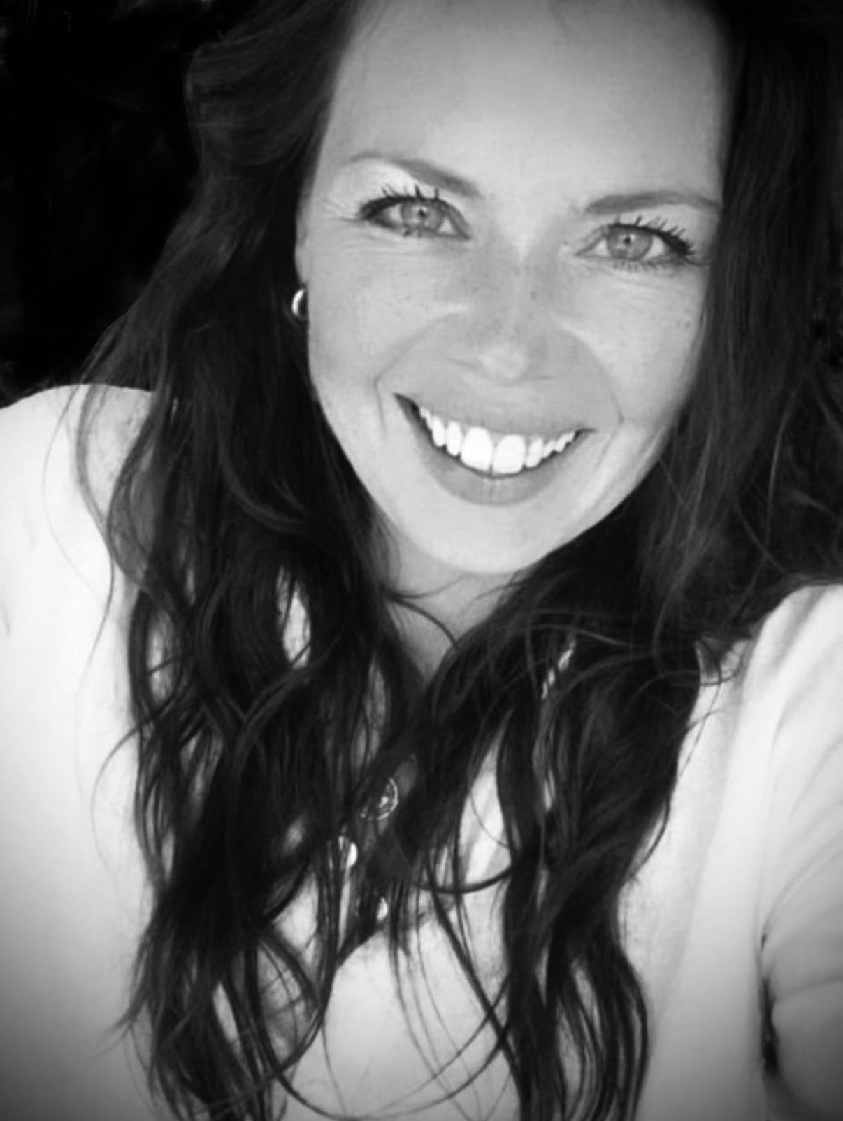 Portrait of Fleur Engelina Julietta Feijen, luxury fashion expert and appraiser